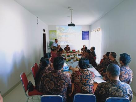 Ingin Kembangkan BUMDes, Desa Celuk Studi Komparatif di Desa Tajun